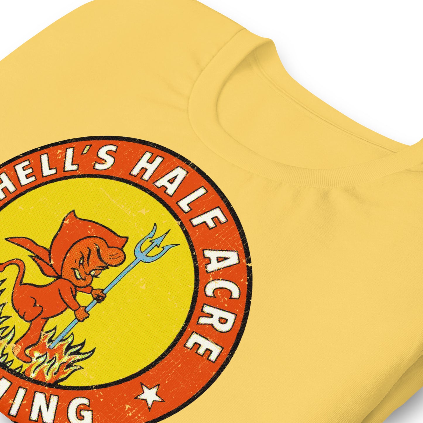 Hell’s Half Acre Wyoming Vintage Devil Retro Travel Souvenir Softstyle Unisex T-Shirt
